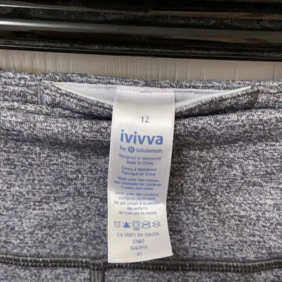 Ivivva Grey & Grey Mesh Crop Exercise Pants - Picture 5 of 5